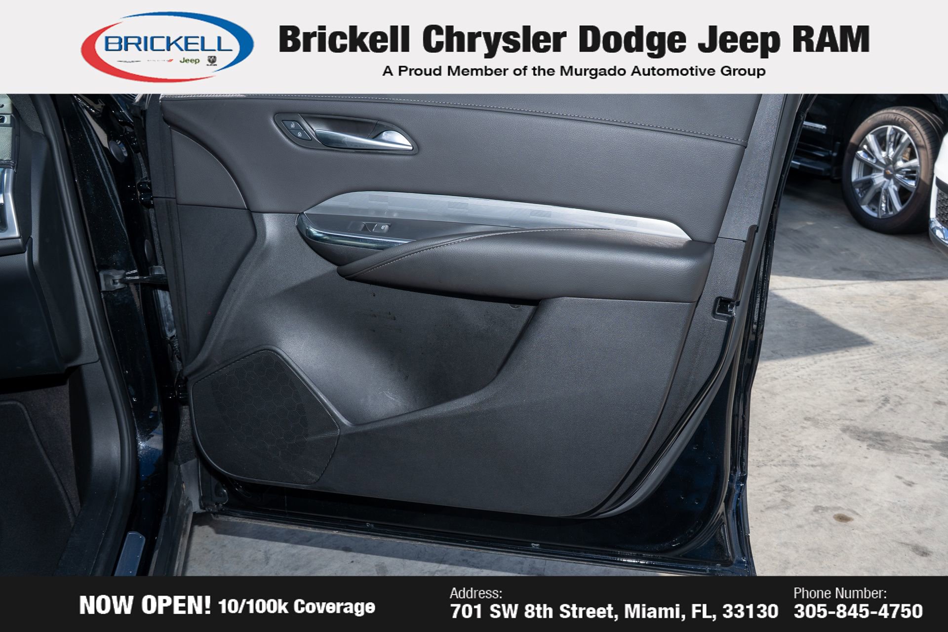 Used 2025 Cadillac XT4 Premium Luxury image 13