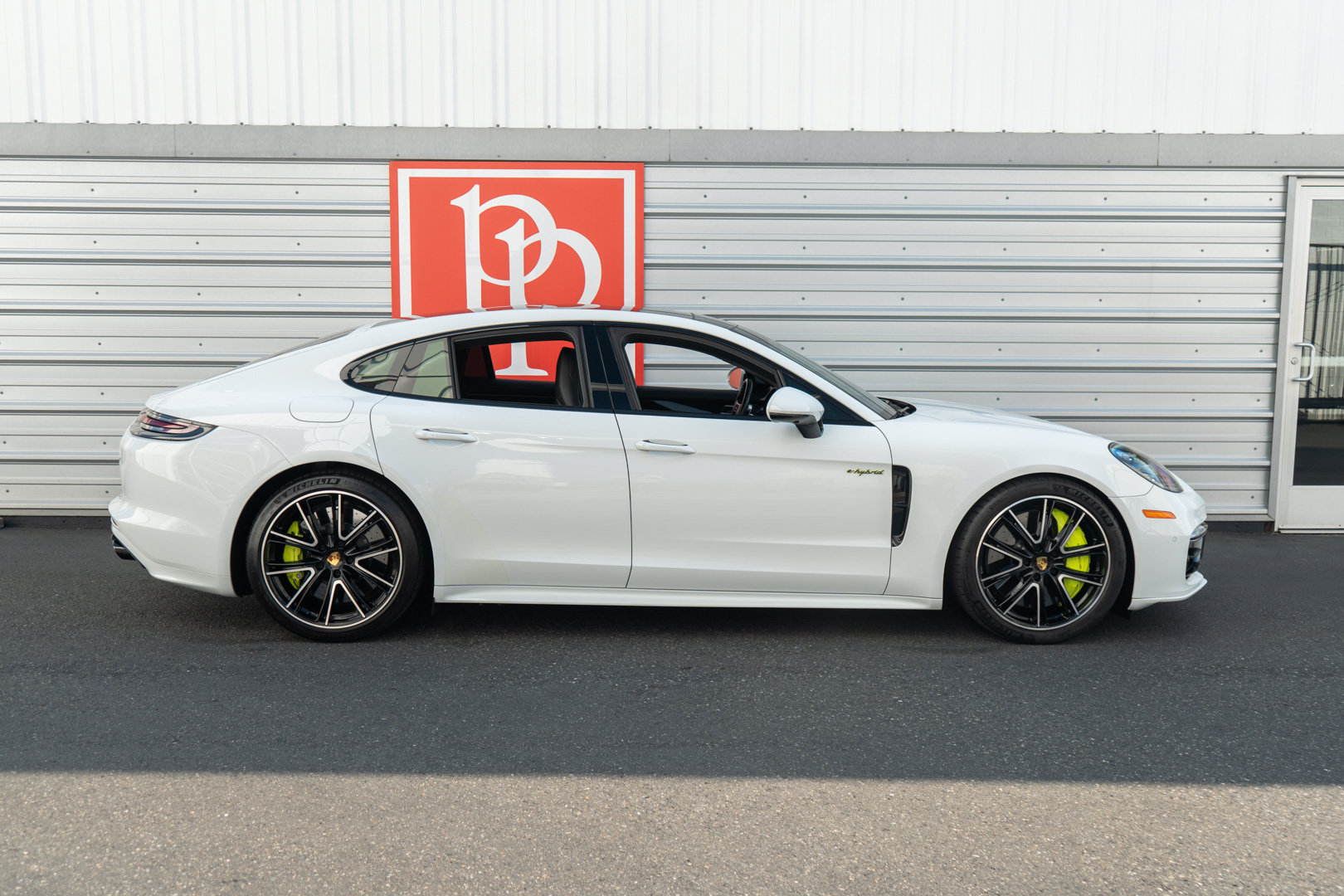 Used 2018 Porsche Panamera Turbo S AWD/4WD image 46