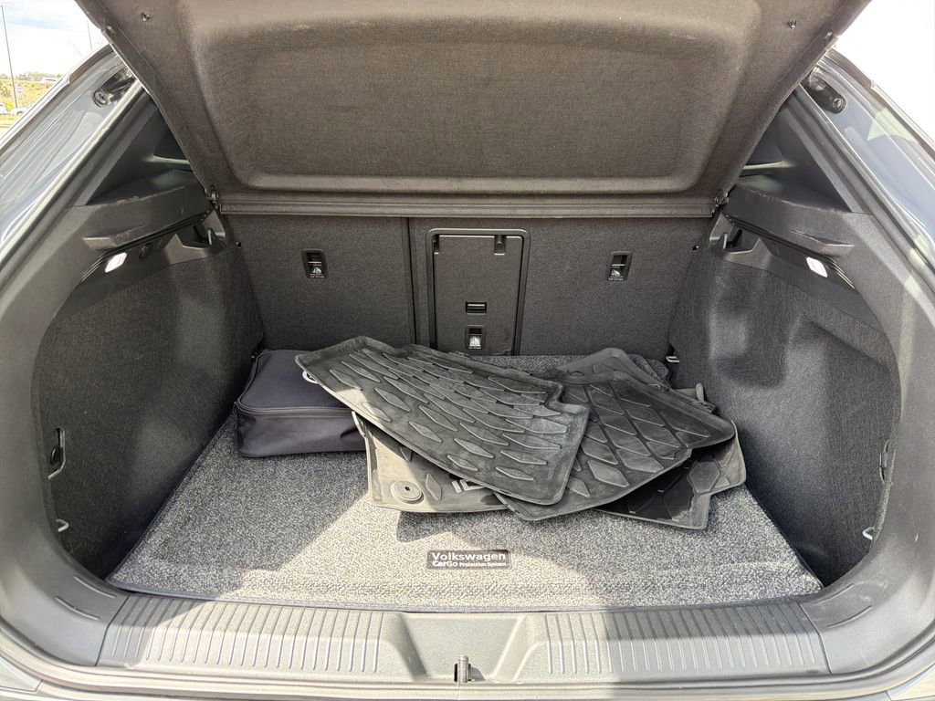 Used 2023 Volkswagen ID.4 Pro S image 24