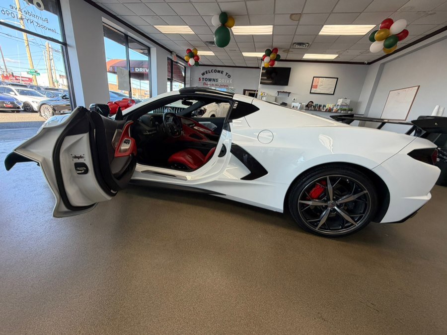 Used 2021 Chevrolet Corvette Stingray Preferred Cpe w/ Engine Appearance Package image 31