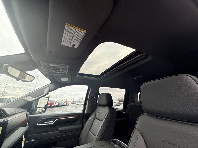 New 2026 GMC Sierra 3500 Denali w/ Denali Reserve Package image 16