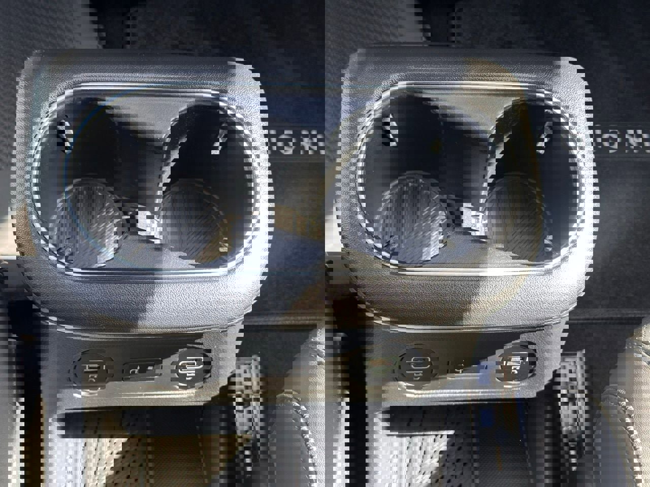 Used 2024 Hyundai Ioniq 5 Limited image 34