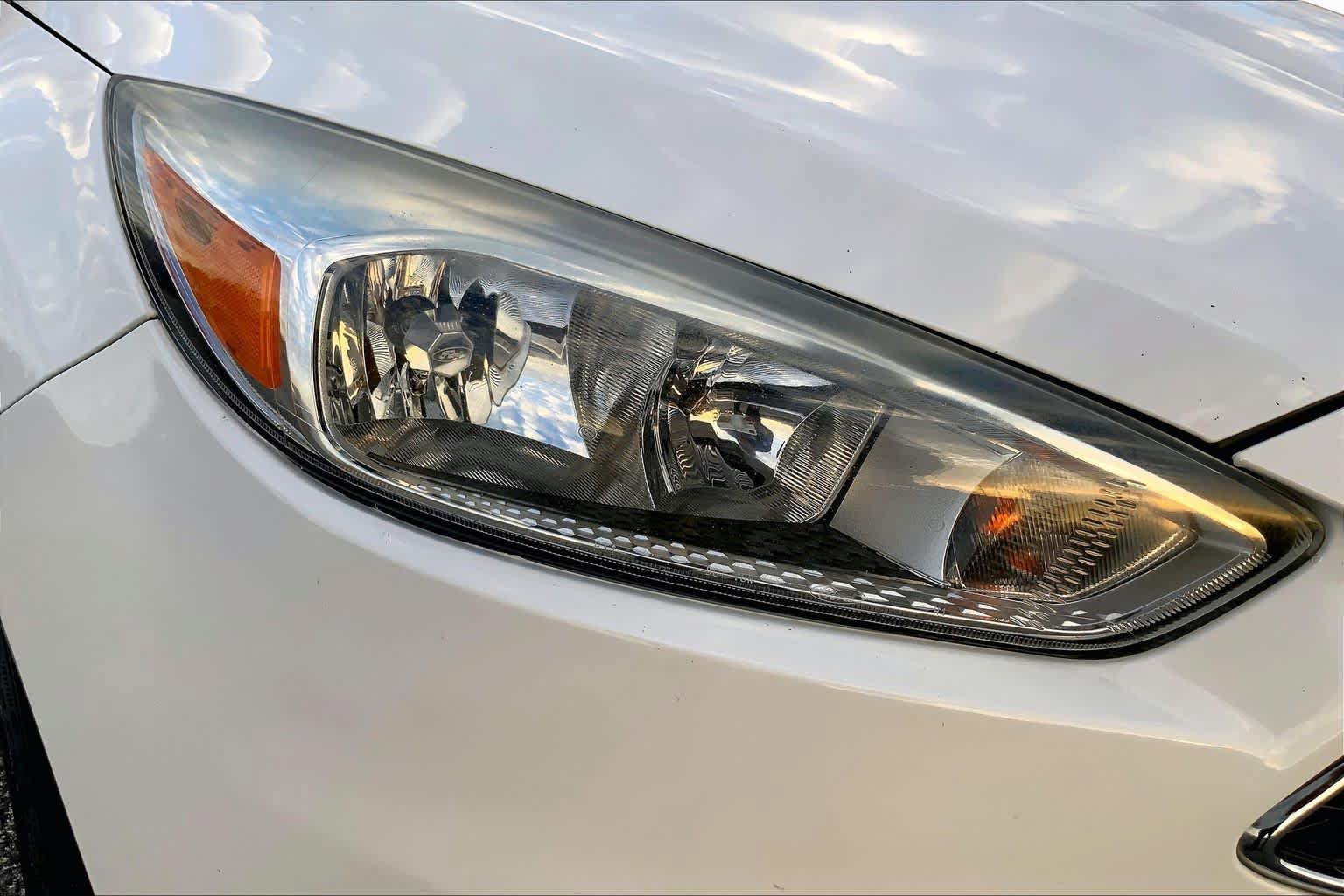 Used 2017 Ford Focus SE FWD image 27