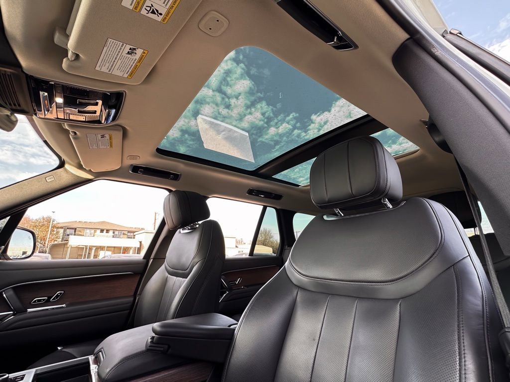 Used 2023 Land Rover Range Rover SE image 22