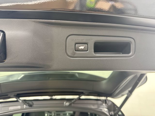 Used 2026 Honda Pilot Sport image 36