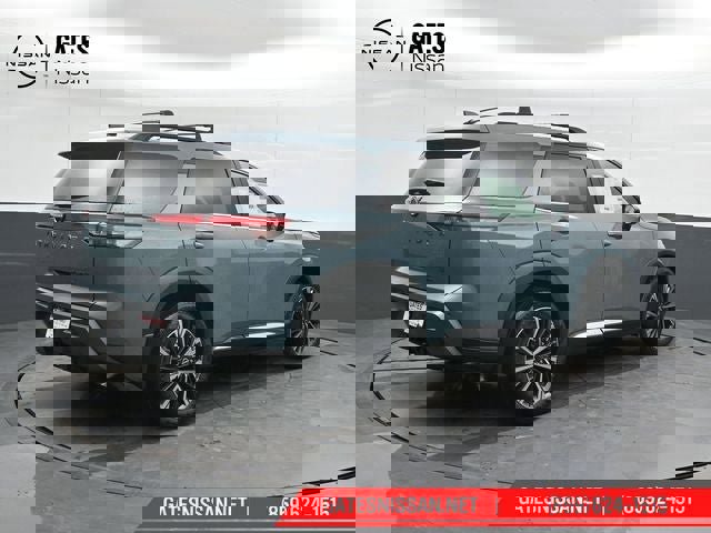 New 2026 Nissan Pathfinder Platinum image 2