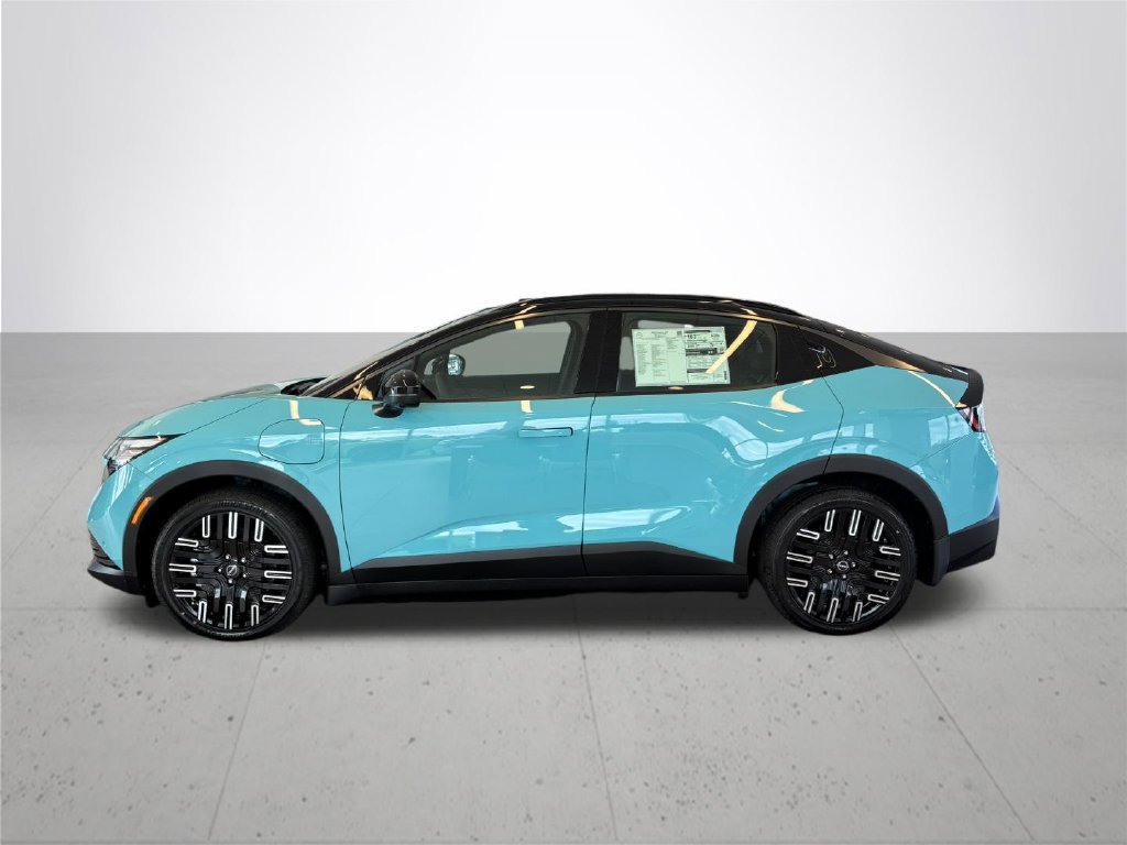 New 2026 Nissan Leaf Platinum+ w/ Cargo Package (Platinum+) FWD image 11