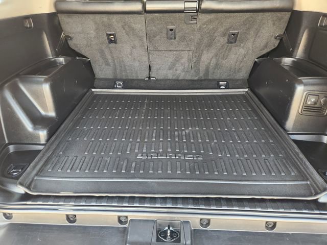 Used 2022 Toyota 4Runner Limited AWD/4WD image 23