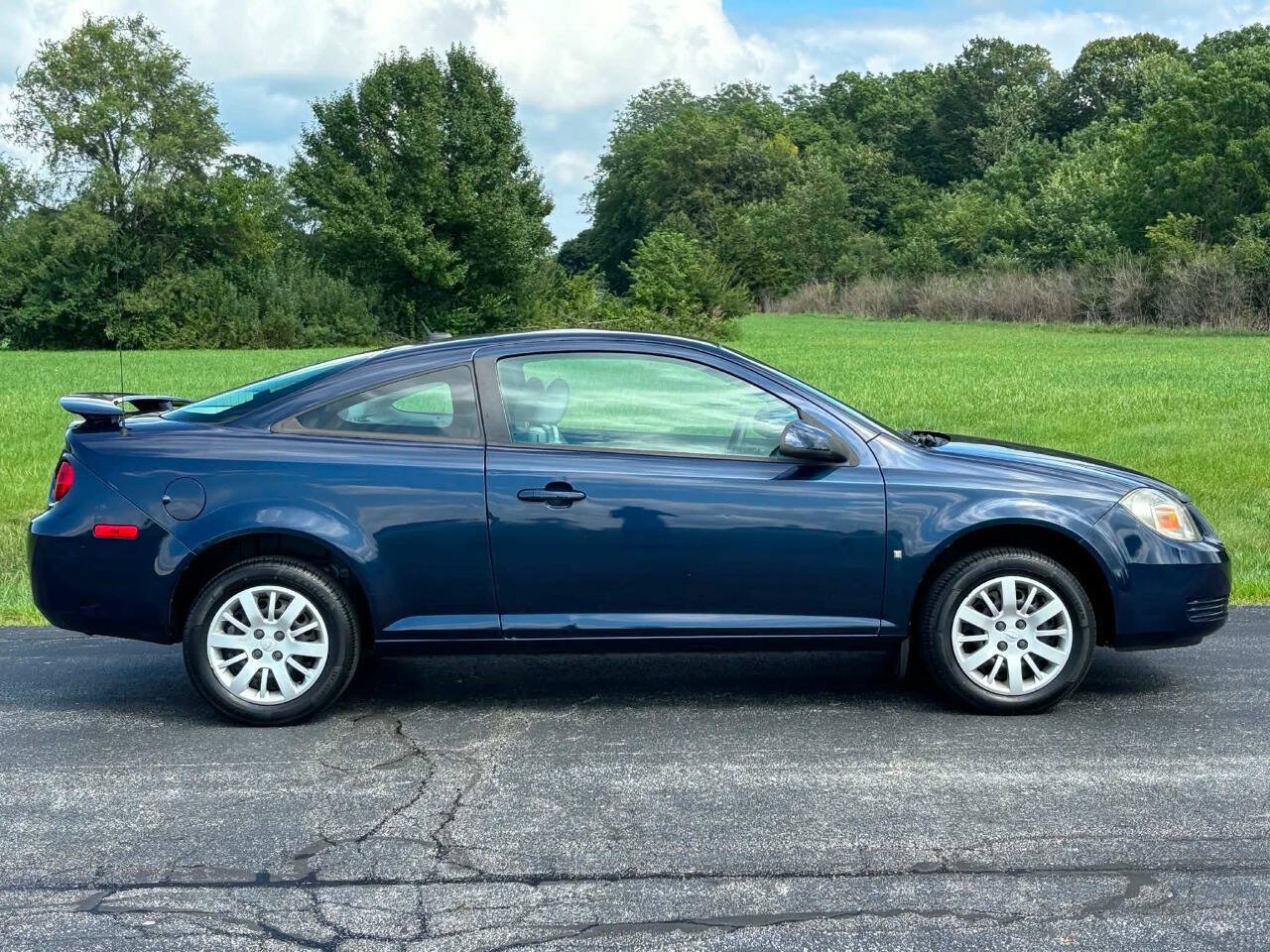 Used 2009 Chevrolet Cobalt LT FWD image 4