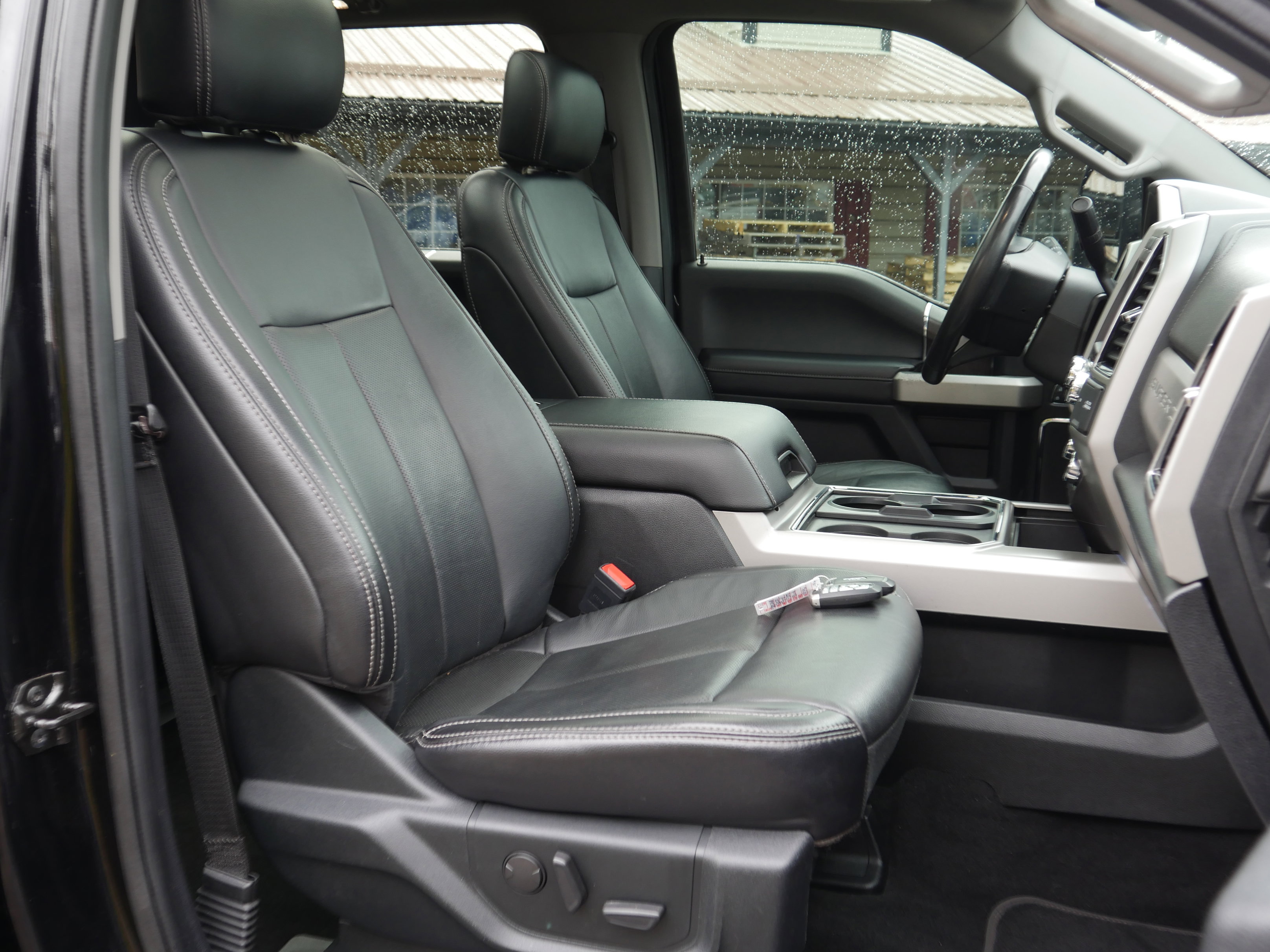 Used 2020 Ford F350 Lariat w/ Lariat Ultimate Package image 34