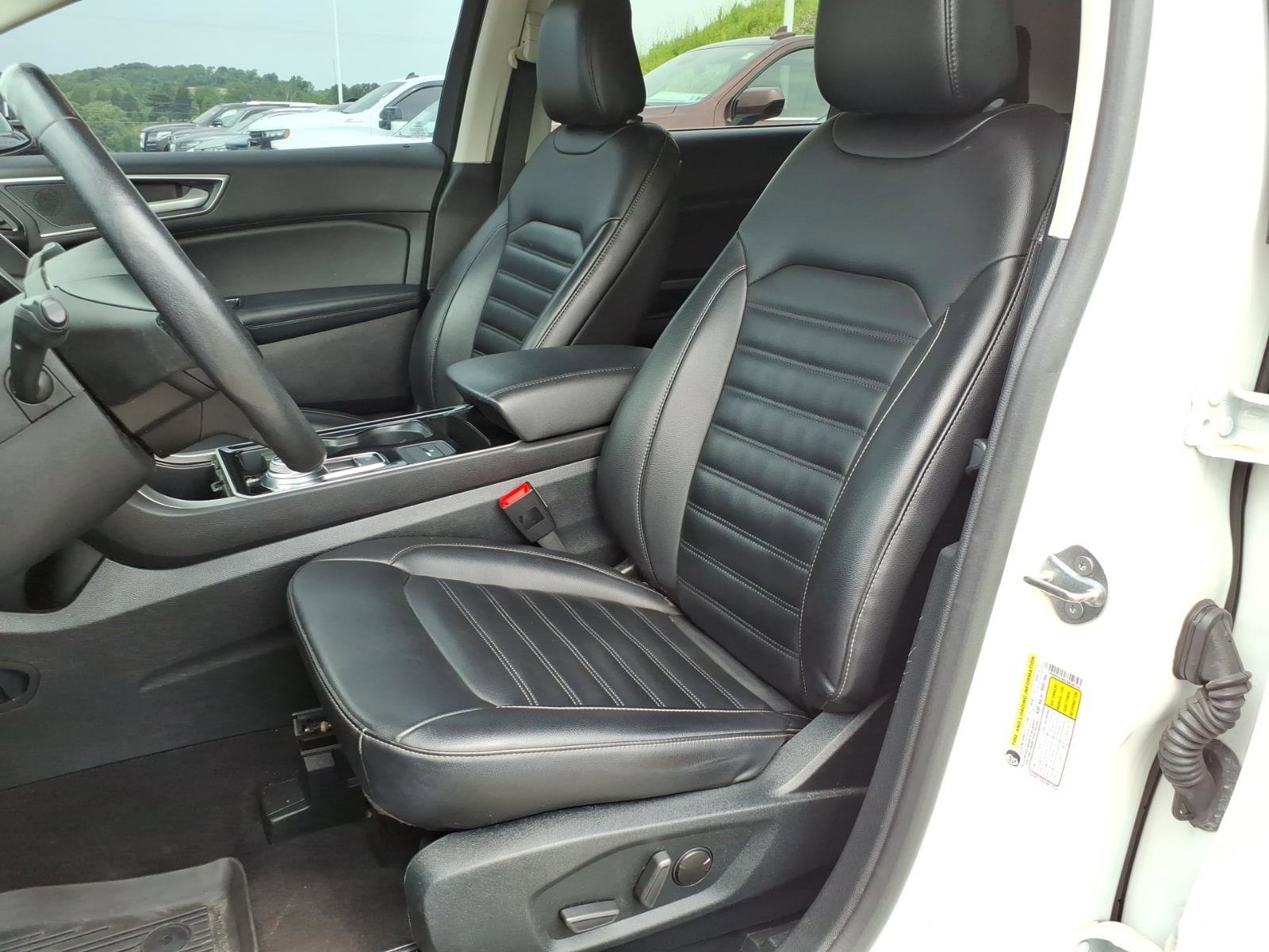 Used 2020 Ford Edge SEL w/ Convenience Package AWD/4WD image 8