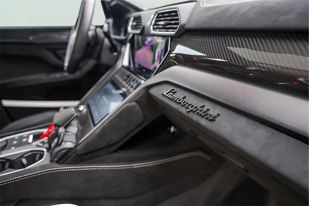 Used 2024 Lamborghini Urus Performante image 33