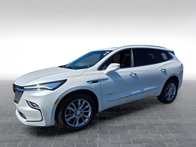 Used 2022 Buick Enclave Avenir w/ Avenir Technology Package AWD/4WD image 3