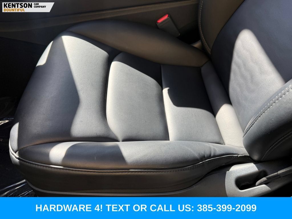 Used 2023 Tesla Model Y Long Range AWD/4WD image 28