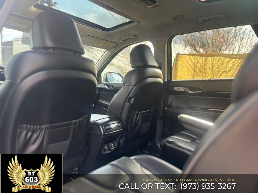 Used 2022 Hyundai Palisade Limited AWD/4WD image 6
