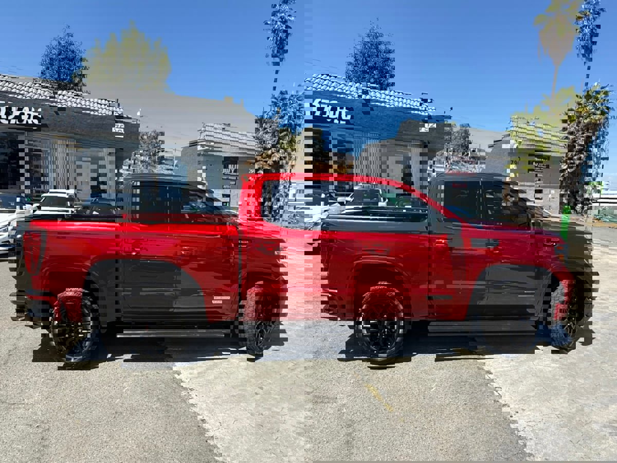 Used 2021 GMC Sierra 1500 Elevation image 10