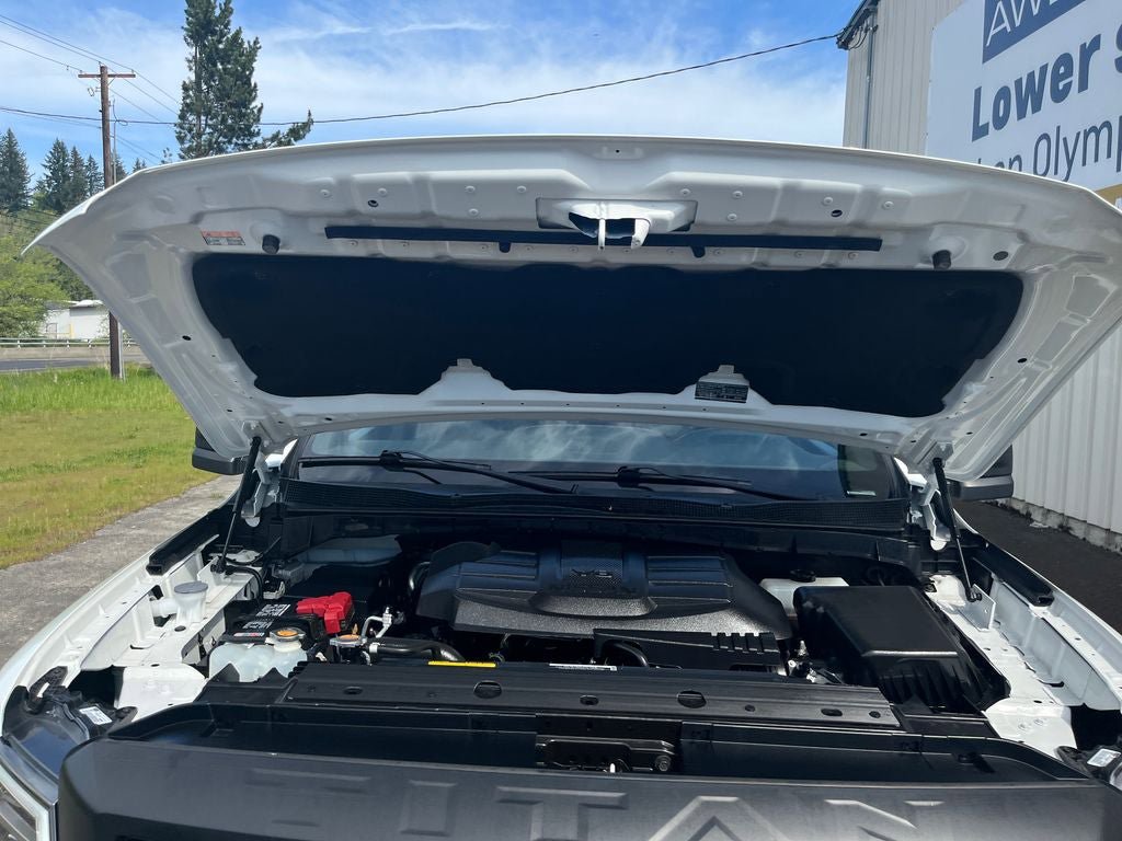 Used 2024 Nissan Titan PRO-4X w/ Pro-4x Convenience Package AWD/4WD image 26