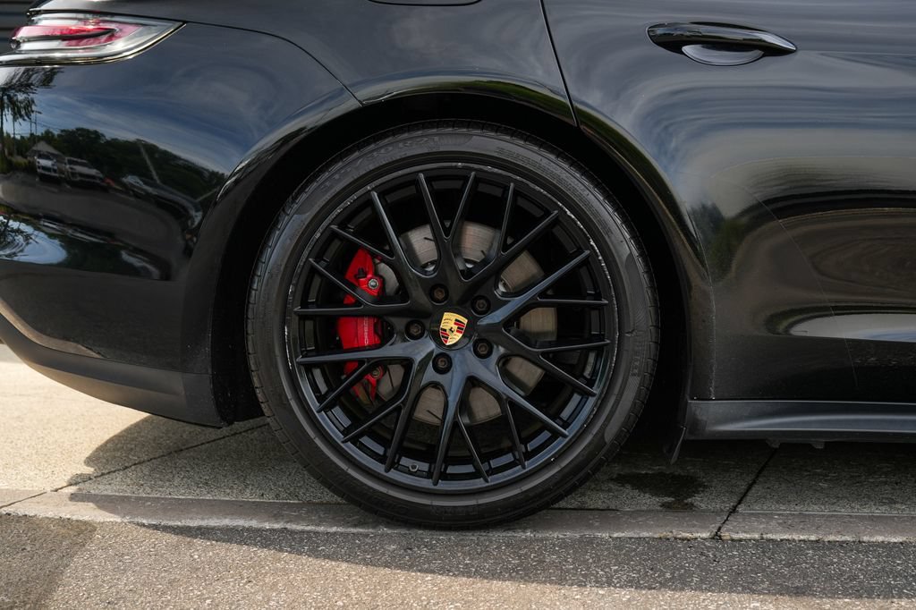 Certified 2018 Porsche Panamera Turbo AWD/4WD image 36