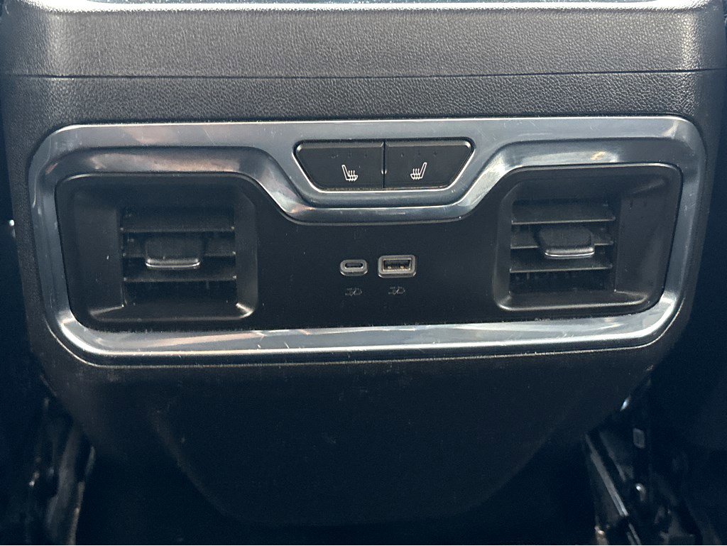 Used 2024 Chevrolet Silverado 2500 High Country w/ Technology Package image 24