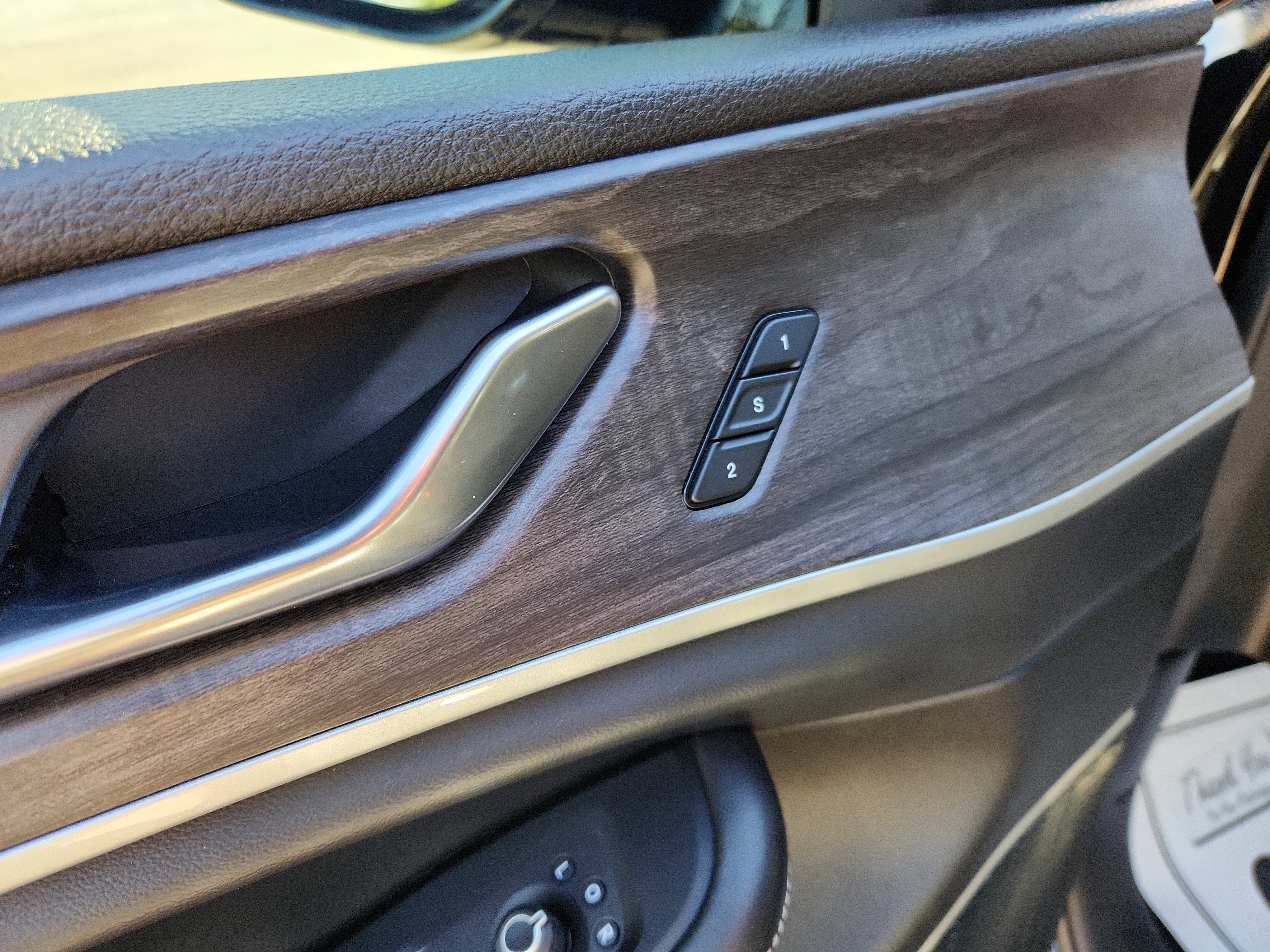 Used 2021 Jeep Grand Cherokee L Limited image 22