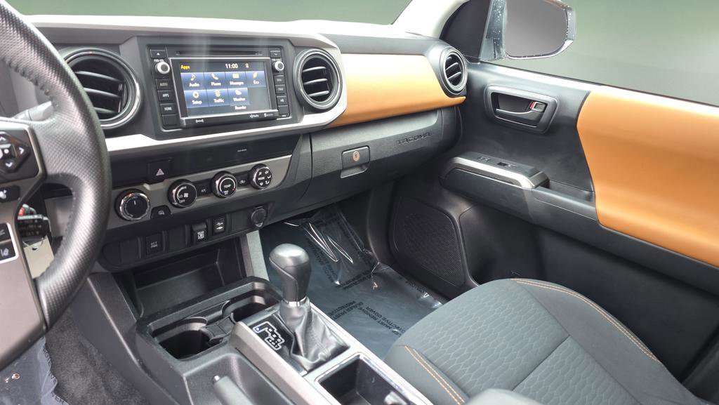 Used 2019 Toyota Tacoma SR5 image 20