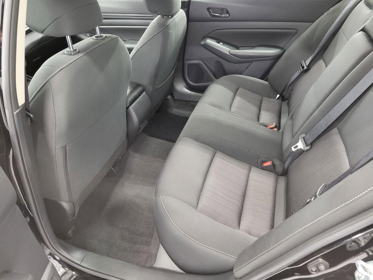 Used 2025 Nissan Altima 2.5 SV FWD image 20