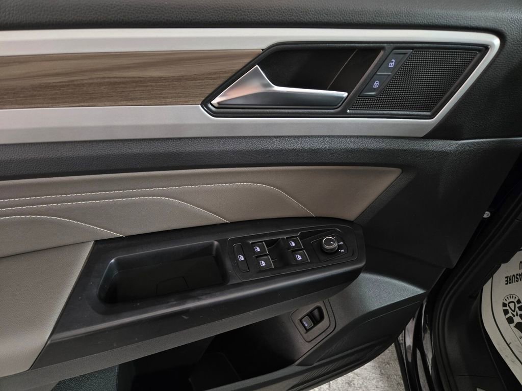 Used 2021 Volkswagen Atlas SEL image 26