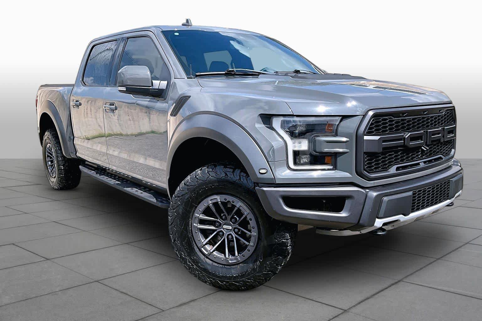 Used 2020 Ford F150 Raptor w/ Equipment Group 802A Luxury AWD/4WD image 3