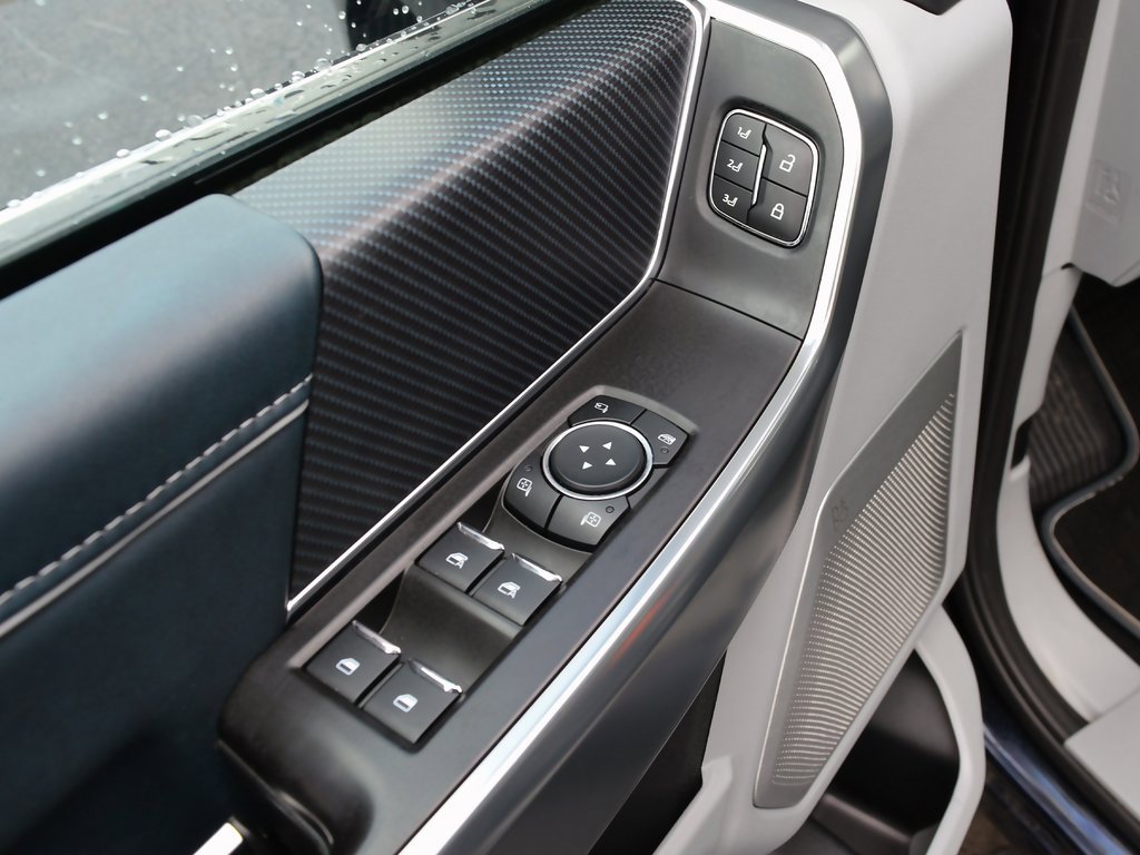 Used 2023 Ford F150 Limited image 26