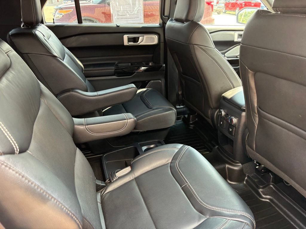 Used 2021 Ford Explorer ST w/ Equipment Group 401A AWD/4WD image 10