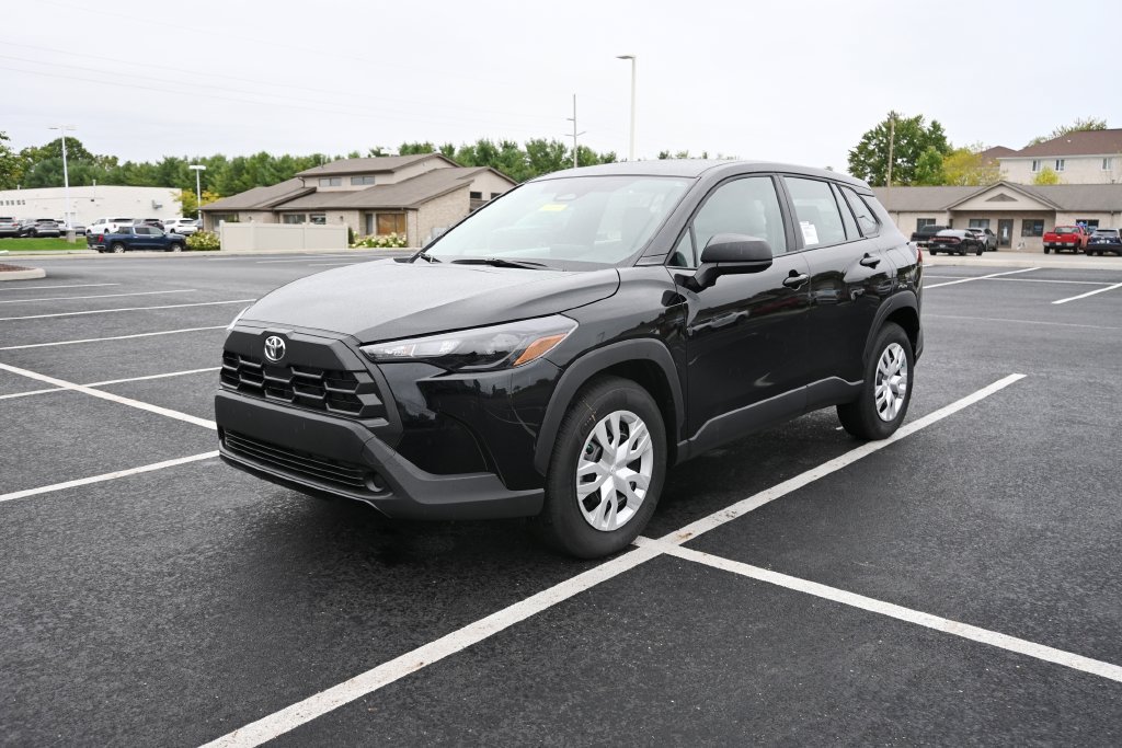 New 2026 Toyota Corolla Cross L AWD/4WD image 2