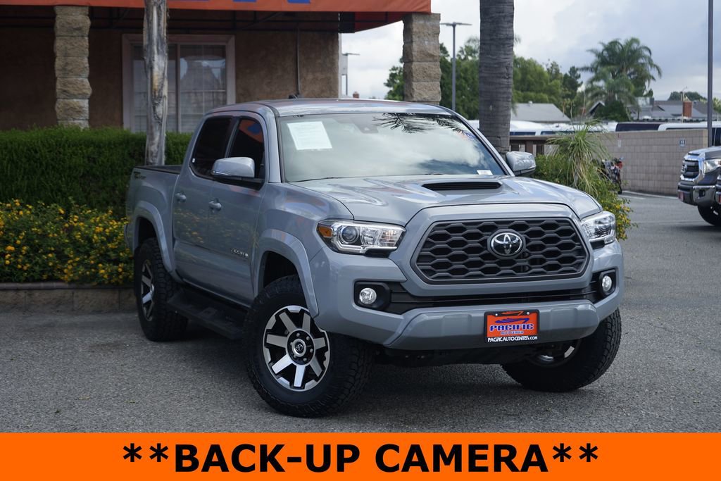 Used 2021 Toyota Tacoma TRD Sport image 2