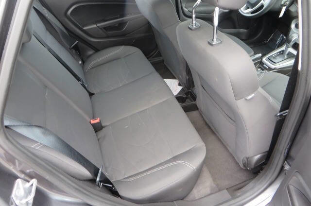 Used 2019 Ford Fiesta SE image 28
