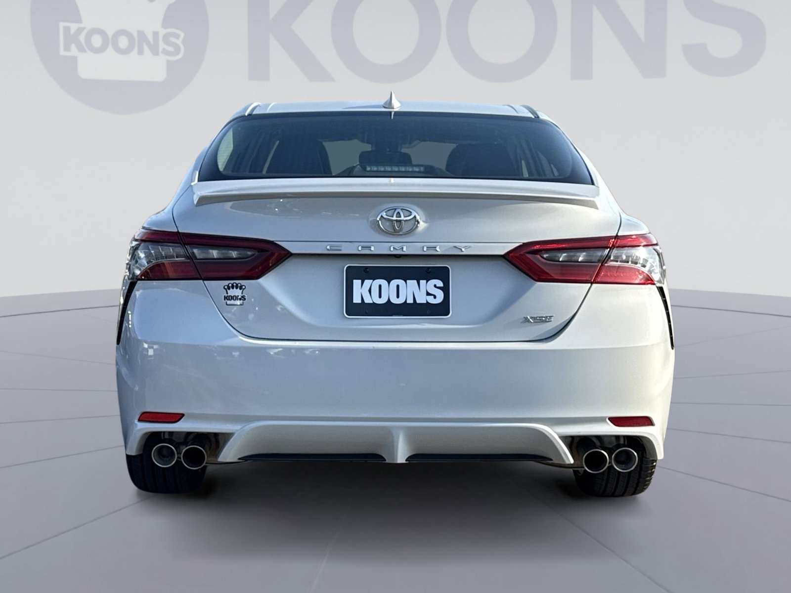 Used 2023 Toyota Camry XSE image 5