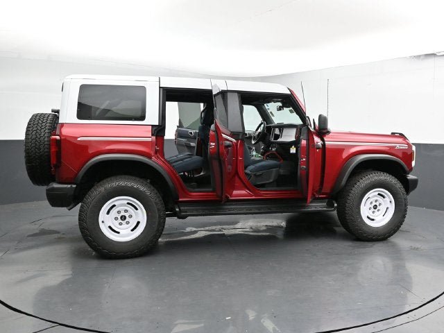 Used 2025 Ford Bronco Heritage Edition AWD/4WD image 35