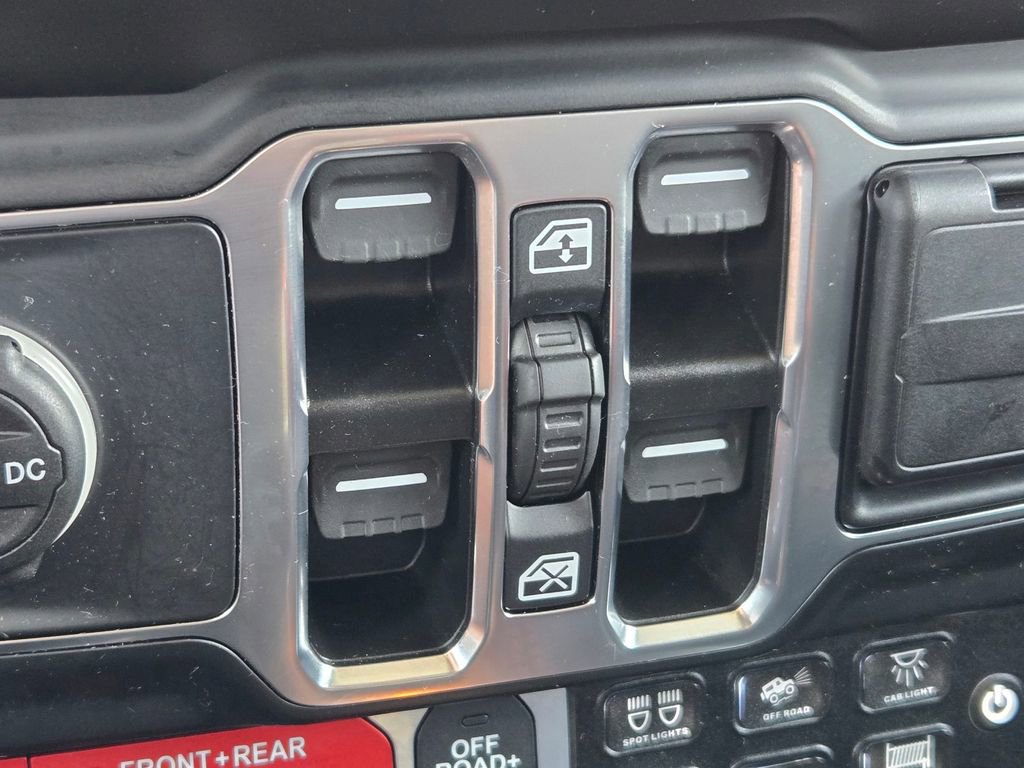 Used 2022 Jeep Wrangler Unlimited Rubicon w/ Xtreme Recon 35" Tire Package image 20