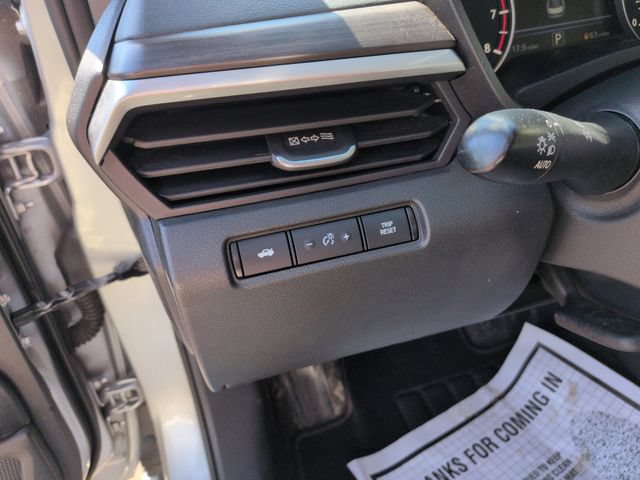 Used 2024 Nissan Altima 2.5 SV FWD image 20