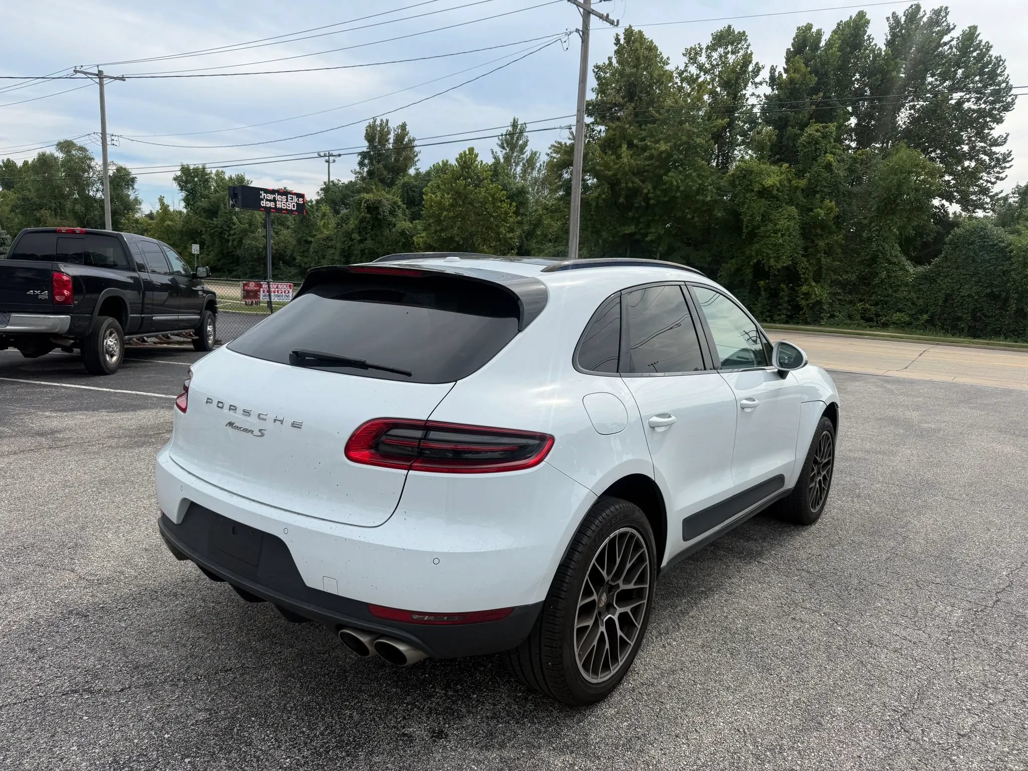 Used 2017 Porsche Macan S AWD/4WD image 5