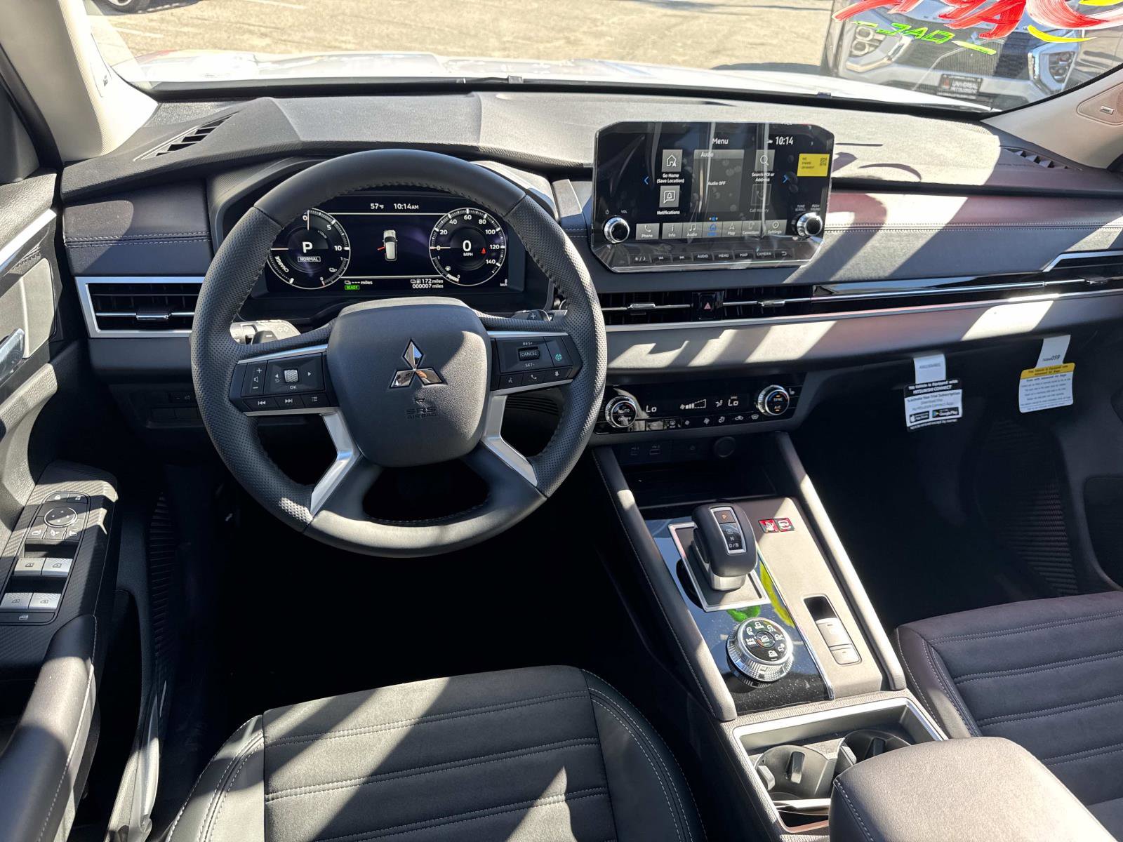 New 2025 Mitsubishi Outlander 4WD Plug-In Hybrid image 9