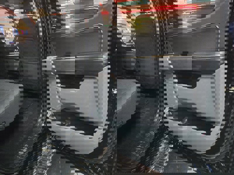 Used 2025 Ford F150 XLT w/ Equipment Group 301A Standard image 15