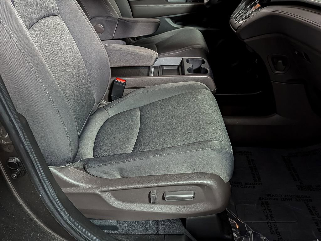 Used 2019 Honda Odyssey EX image 21