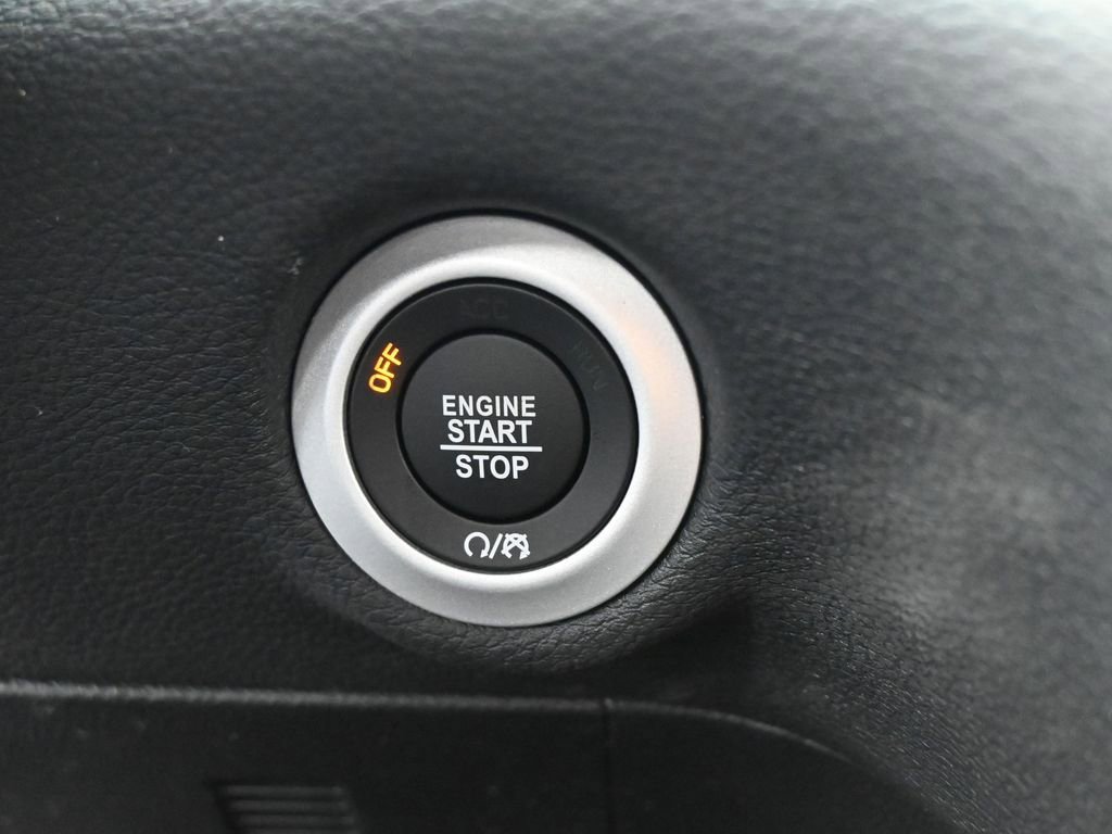 New 2026 Chrysler Pacifica Select image 16