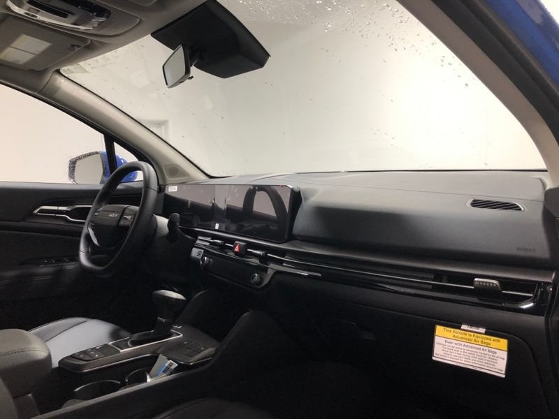 New 2026 Kia Sportage EX w/ EX Panorama Roof Package FWD image 15