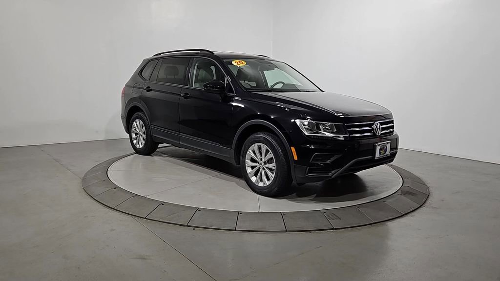 Used 2020 Volkswagen Tiguan S image 8
