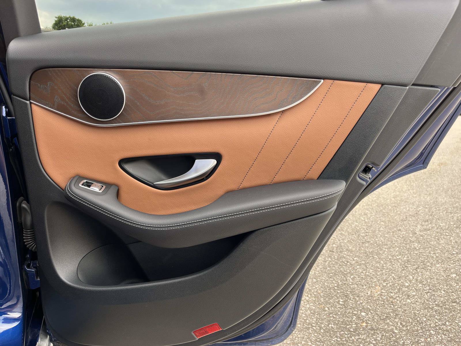 Certified 2021 Mercedes-Benz GLC 300 image 21