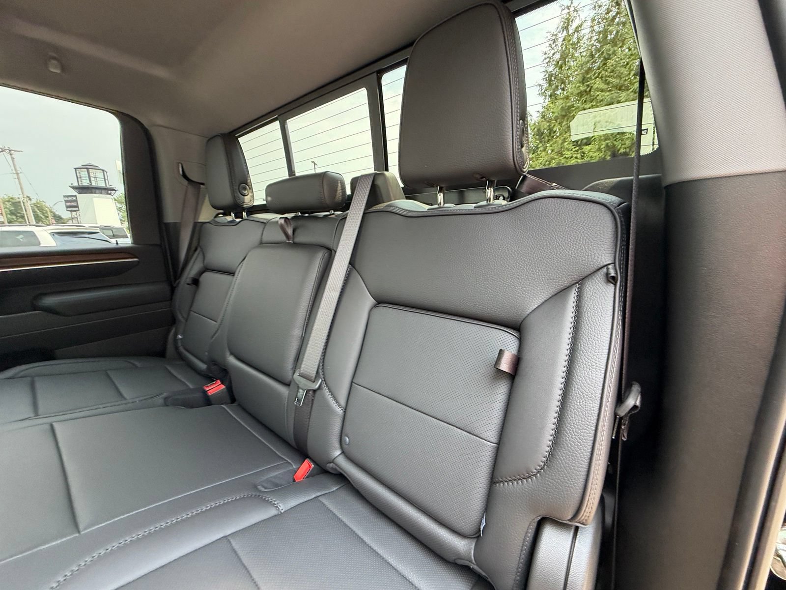 New 2026 GMC Sierra 3500 Denali w/ Denali Reserve Package AWD/4WD image 25