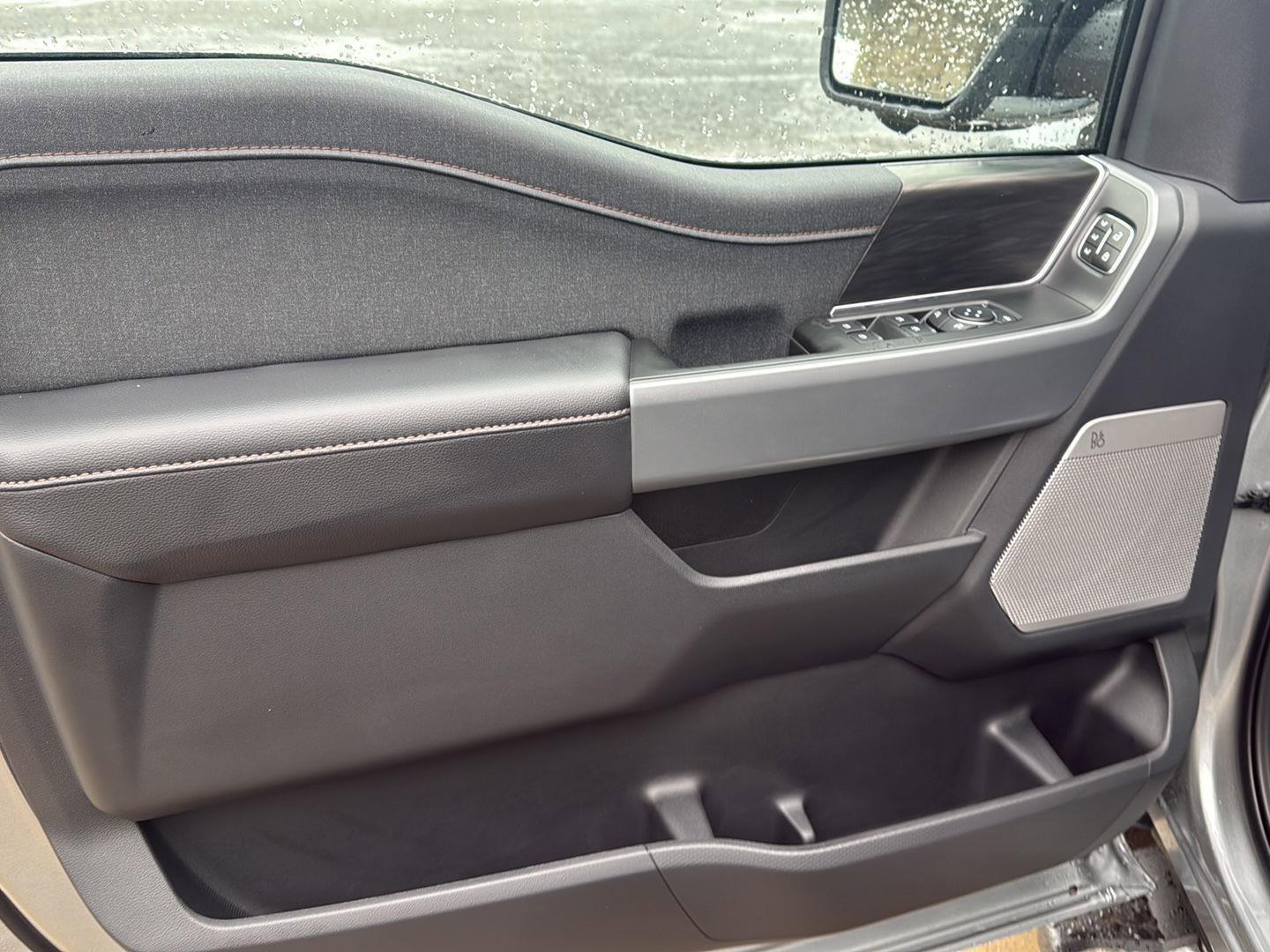 New 2026 Ford F150 Lariat w/ Equipment Group 501A Mid image 9