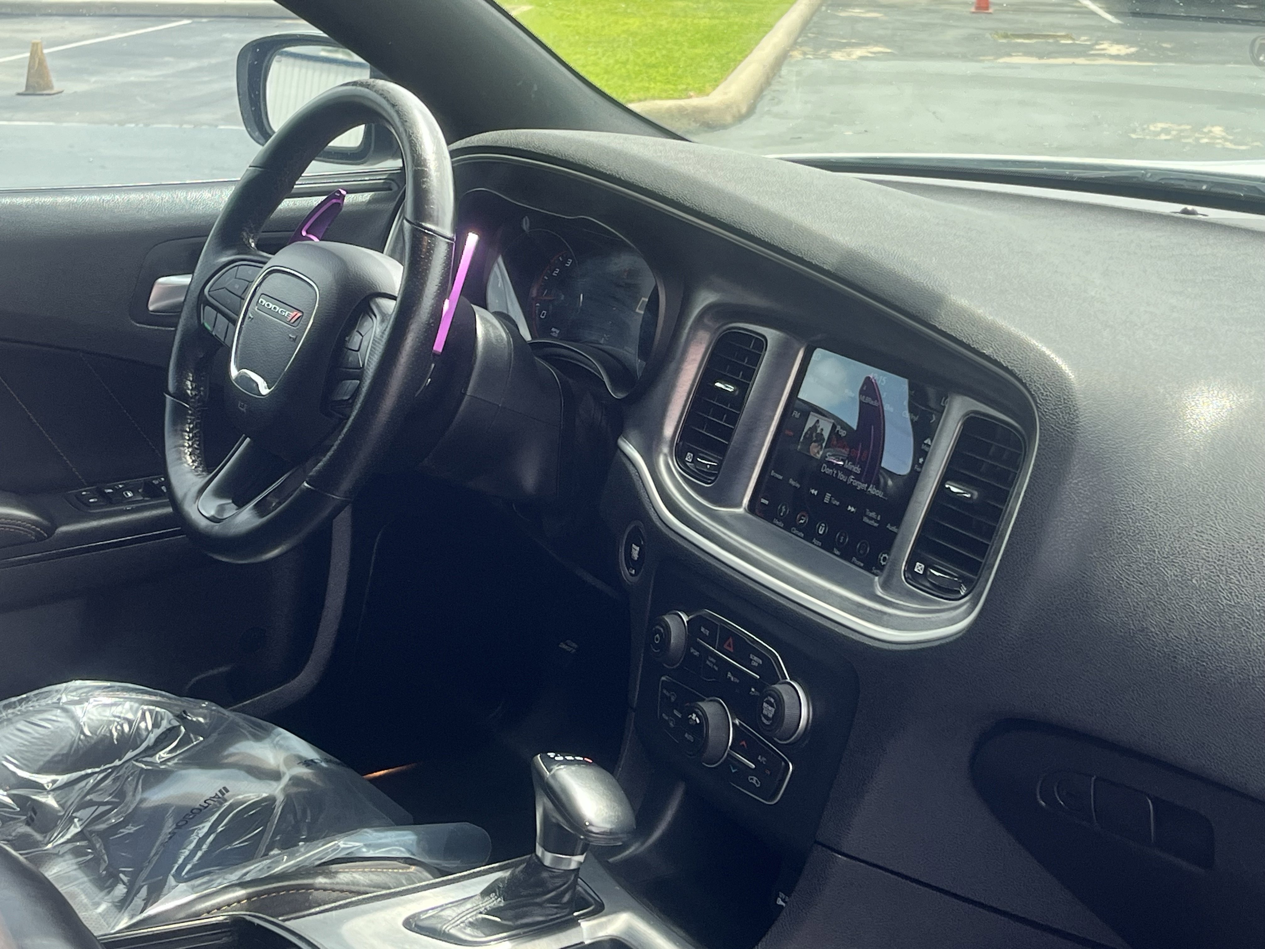 Used 2018 Dodge Charger R/T RWD image 16
