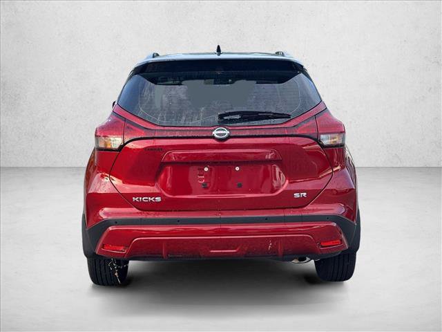 Used 2024 Nissan Kicks SR w/ SR Premium Package FWD image 6
