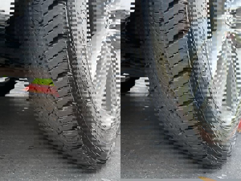 Used 2017 Toyota Camry SE image 16